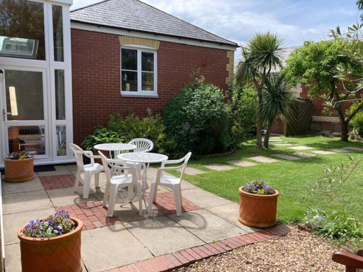 Walnut Cottage Newton Ferrers Екстериор снимка